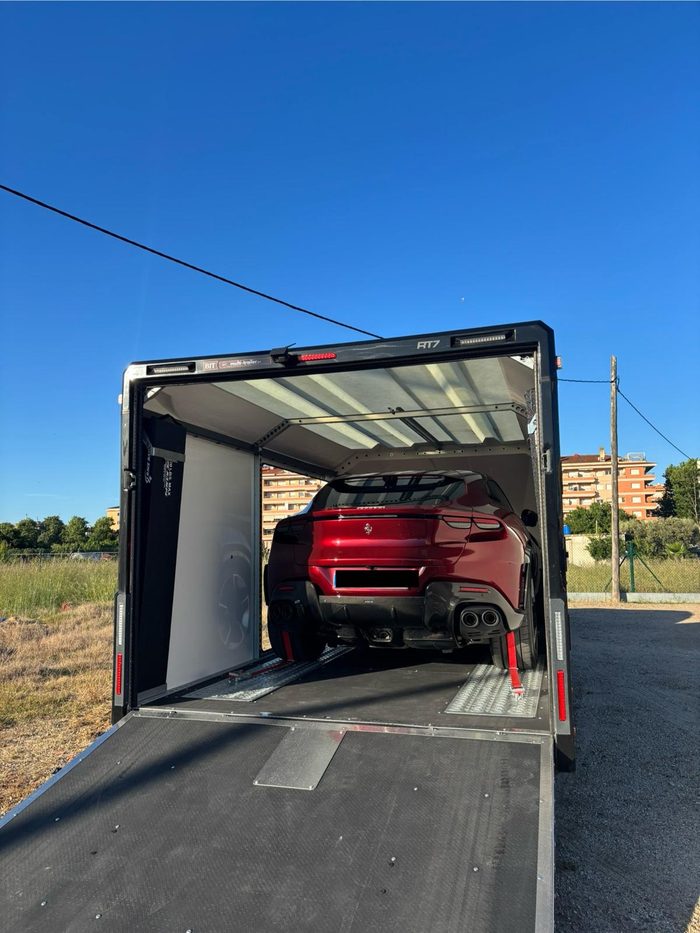 Ferrari Purosangue